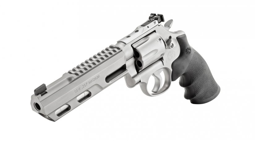 Revolver Smith Wesson.jpg
