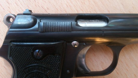 Vendo Pistola Astra Modelo 4000 del calibre 9 corto para guiar con Licencia Tipo A o B. El arma está en 01