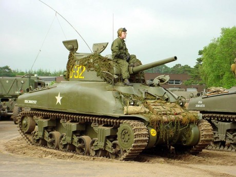 os quiero poner un estudio sobre las versiones de este emblemático carro...la idea es ir poniéndoos fotos 30