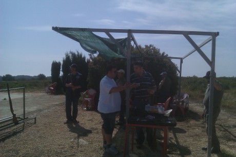  Amigos, viendo que hay interés general en la práctica de la caza con armas de avancarga, abrimos este 150