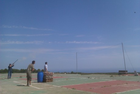  Amigos, viendo que hay interés general en la práctica de la caza con armas de avancarga, abrimos este 161