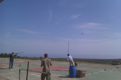  Amigos, viendo que hay interés general en la práctica de la caza con armas de avancarga, abrimos este 160