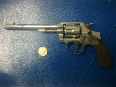 Solicito información sobre este revolver del calibre 32, marcaje de Guisasola Hermanos. En el cañón lleva 01