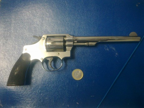 Solicito información sobre este revolver del calibre 32, marcaje de Guisasola Hermanos. En el cañón lleva 00