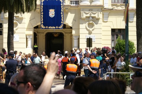  1.JPG Vaya estafa el no-desfile de esta mañana. :evil:  :evil:  :evil:  :evil:  :evil:  :tanque^:  :tanque^: 10