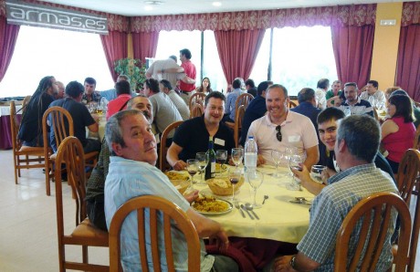 Estimados usuarios, 

Nos complace un año más, convocar en Valencia la reunión anual de usuarios de armas.es., 81