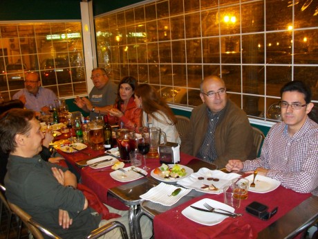 Estimados usuarios, 

Nos complace un año más, convocar en Valencia la reunión anual de usuarios de armas.es., 110