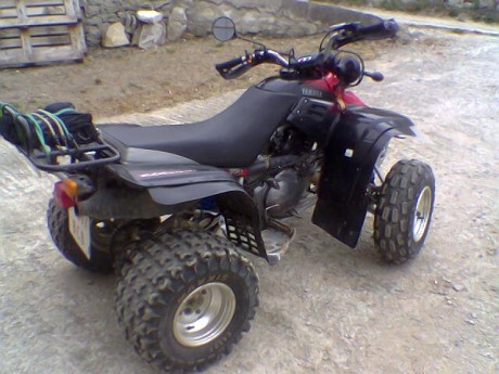 hola vendo Cambio este precioso quad 6 speed +1 del año 2002, con muy poco uso, 1º cambio de cubiertas 00