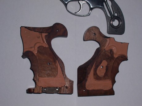 Hola! a ver si me podeis aclarar la siguiente duda: tengo un S&W 686 con armazon redondo y quiero 50