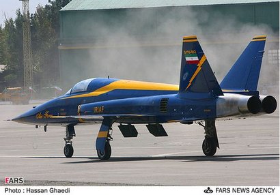 Mi avión de combate favorito es el F-22 RAPTOR; aunque tampoco me disguta nada el F-18 HORNET. Si les 160