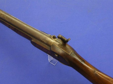 Voy a colocar unas fotos de un arma larga alemana de llave de mecha del siglo XVI. 90
