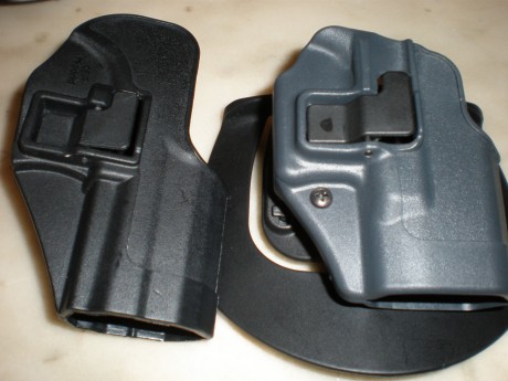 ¿Alguien ha visto las fundas de pistola que está regalando cierto sindicato policial en Madrid?.

A simple 30