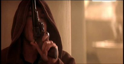 Compañeros,

En vista de las ganas de algunos (Elcafe, Wilcow, Vrakk, etc) por adivinar armas de películas 100