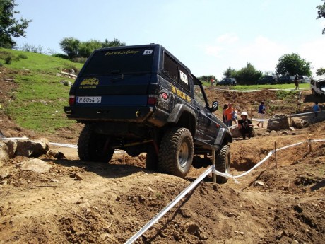 Hoy asistimos a una concentracion 4x4 con algunos autos locos , he retomado esto del 4x4 tras unos años 10
