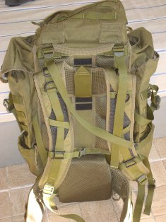 Una vendida, me sigue quedando esta


También vendo una Mini Me ( con el scabbard para llevar el rifle): 01
