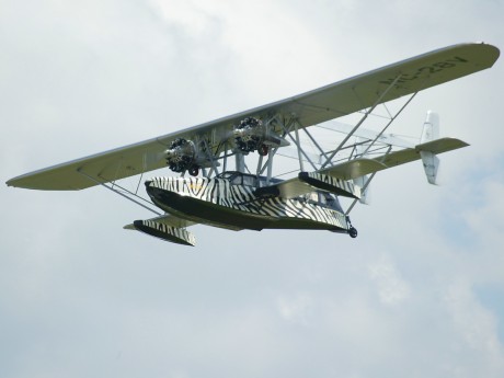 alguien podria identificar el hidroavión que pilota Di Caprio en la película "EL aviador",no 31