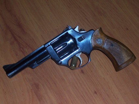 Hola,he abierto este hilo para que todos aquellos que tengais armas Españolas,podais lucirlas aqui con 110