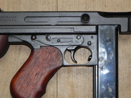 Hola a todos.

Desconozco totalmente los marcajes de las armas americanas y me gustaría saber si la numeración 12