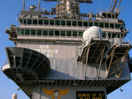 Hola,
El dia 2 estuve visitando el portaviones Enterprise, aunque cuando saque las fotos no pense en ponerlas 31