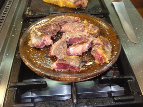 Queridos amigos: ante las expectación :8 causada por el desayuno que me he pegado esta mañana, el cual 02