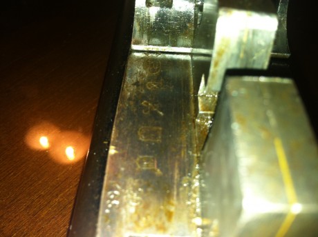 hola que tal , soy de chile y en mi poder tengo una escopeta con las siguientes caracteristicas:
marca: 12