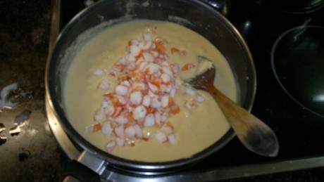 Queridos amigos: ante las expectación :8 causada por el desayuno que me he pegado esta mañana, el cual 20