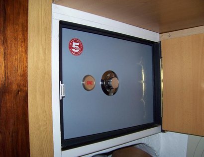 Hola a todos,

Acabo de leer una copia de la circular que con fecha 29 de Septiembre de 2009 se ha enviado 160