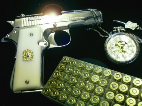 Hola,he abierto este hilo para que todos aquellos que tengais armas Españolas,podais lucirlas aqui con 170