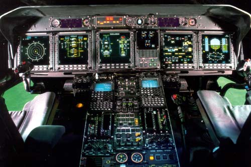 hola a todos si os dieran la oportunidad de volar con un helicoptero de combate cual eligiriais yo en 70