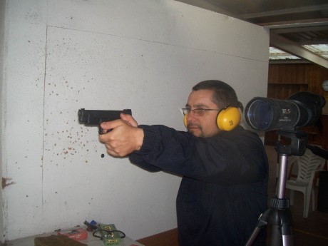  Ya que diversos foreros me han solicitado reabrir aquel viejo y exitoso hilo "Vernos las caras", 100