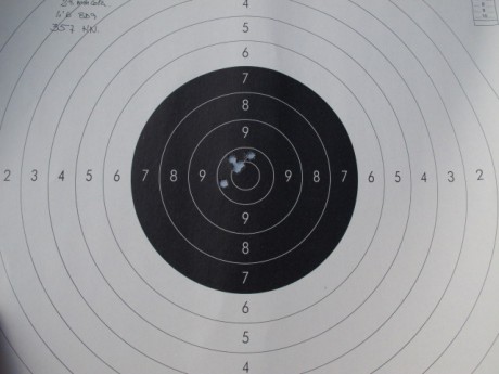Sin lugar a dudas la pistola 9mm mas precisa de todos los tiempos es la SIG P210. Es imbatible en precisión 60