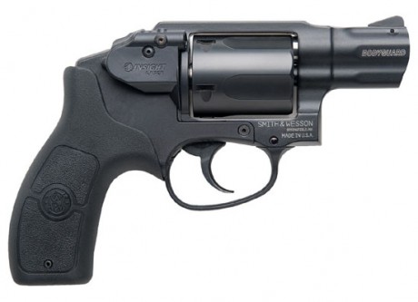 Estoy interesado en un revolver de entre 2 y 4 pulgadas para defensa. Pero aunque el calibre es si no 42