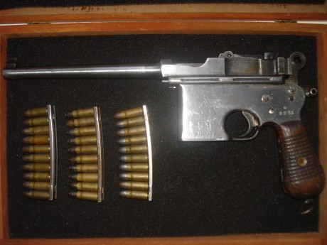 Hola,he abierto este hilo para que todos aquellos que tengais armas Españolas,podais lucirlas aqui con 52