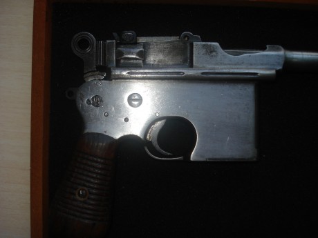 Hola,he abierto este hilo para que todos aquellos que tengais armas Españolas,podais lucirlas aqui con 51