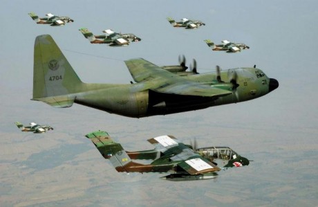 recientemente han salido numerosas noticias sobre el gran interés de la USAF y la USN, por aviones ligeros 110