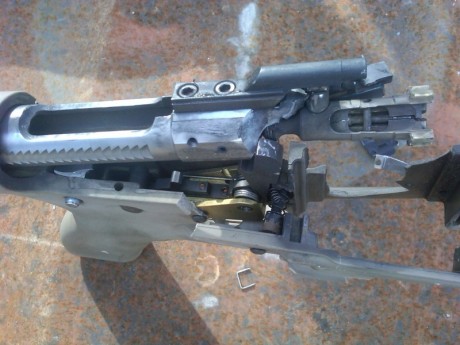 Hola compañeros, entre las versiones del AR-15 M4 en .222 REM que llegan a españa: SABRE DEFENSE, OBERLAND 50