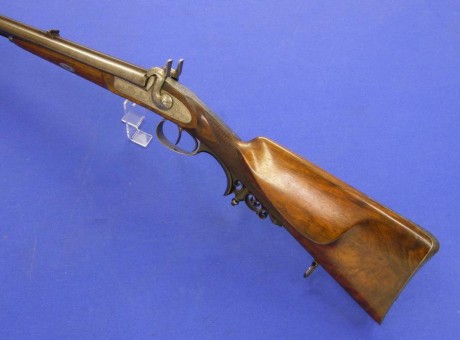 Voy a colocar unas fotos de un arma larga alemana de llave de mecha del siglo XVI. 152