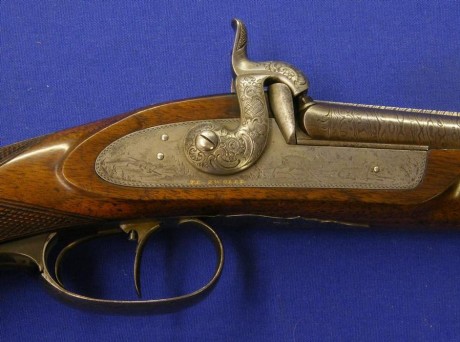 Voy a colocar unas fotos de un arma larga alemana de llave de mecha del siglo XVI. 170