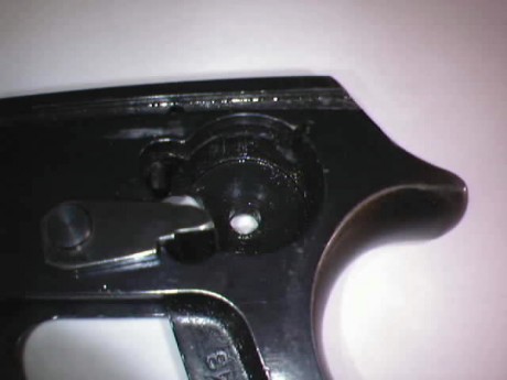 Despiece completo de l a WALTHER PPK/E, por similitud la PPK/S de S&W y la PP, tanto de WALTHER como 100
