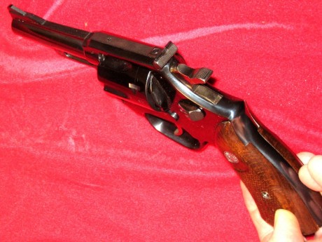 Hola,he abierto este hilo para que todos aquellos que tengais armas Españolas,podais lucirlas aqui con 61