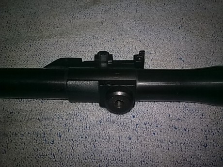 Hola.
Hace años que tengo una Cz452 Lux .22LR, y viendo fotos de otras iguales que venden aquí mismo en 01