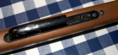 Hola compañeros el caso es que tengo una carabina  Voere Kufstein Austria-Ca.22Lr  a la cual le extravie 91