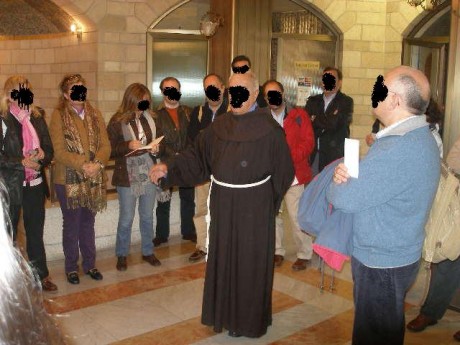 Holitas, como aficionado a lo paranormal me gustaría un hilo en el que amparados por el "anonimato" 141