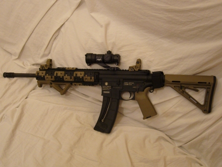hola a tod@s
hace muy poco que tengo el colt M4 del 22lr y le tengo puesto un visor tasco 6x24x50 va muy 61