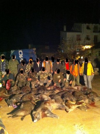 Hola compis. 
Os cuento el lance de ayer porque tiene tela marinera. De alguna manera me da hasta vergüenza 100