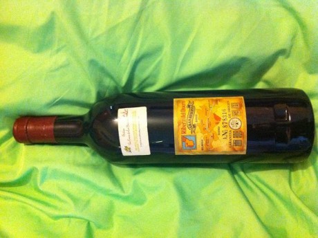  Vendo botella de Vega Sicilia Único del año 1962, Conservado siempre en armario climatizado.
Precio a 02