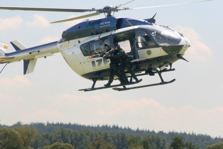 (Sniper aerial platform) es el termino en ingles para designar a un francotirador apostado en una plataforma 80