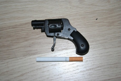 Hola,he abierto este hilo para que todos aquellos que tengais armas Españolas,podais lucirlas aqui con 30