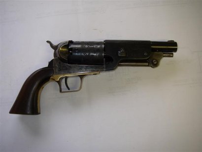 Hola a todos, hace poco que el forero Walker nos presentaba su nueva criatura.

Ahora me uno a la fiesta

Del 00