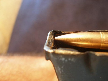 Hola.

Buscando un Dragunov SVD auténtico ruso, me he tropezado con un Tokarev SVT 40, por menos de 400 31